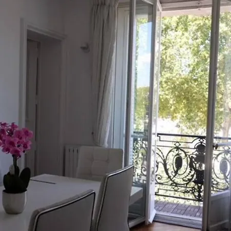 בית אירוח Eiffel Tower Oasis 30m From Eiffel Tower *