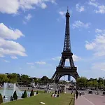 Eiffel Tower Oasis 30m From Eiffel Tower Quarto em Acomodações Particulares Paris