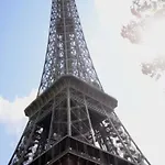 Privatunterkunft Eiffel Tower Oasis 30m From Eiffel Tower Paris