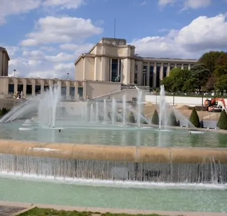 Eiffel Tower Oasis 30m From Eiffel Tower בית אירוח