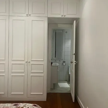 Quarto em Acomodações Particulares Eiffel Tower Oasis 30m From Eiffel Tower *