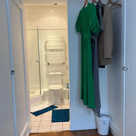 Homestay Eiffel Tower Oasis 30m From Eiffel Tower *