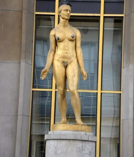 Eiffel Tower Oasis 30m From Eiffel Tower Accommodatie bij particulieren Parijs