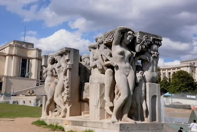 Eiffel Tower Oasis 30m From Eiffel Tower Paris