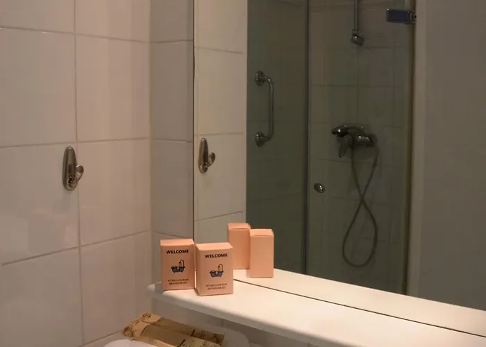 Eiffel Tower Oasis 30m From Eiffel Tower Accommodatie bij particulieren Parijs