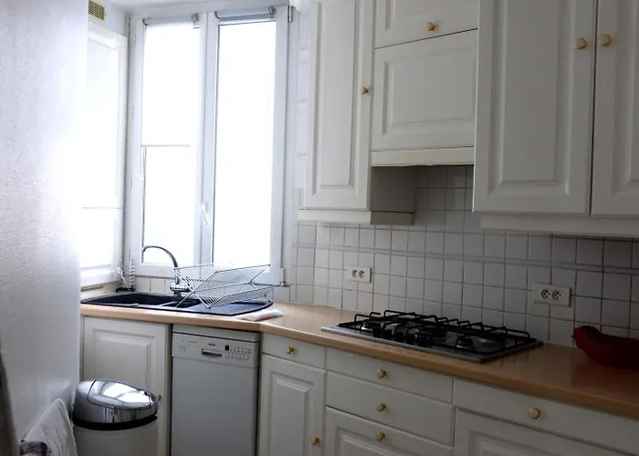 Eiffel Tower Oasis 30m From Eiffel Tower Paris