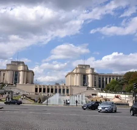 Eiffel Tower Oasis 30m From Eiffel Tower