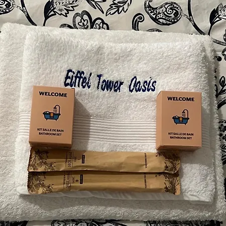 Eiffel Tower Oasis 30m From Eiffel Tower منزل للإقامة *