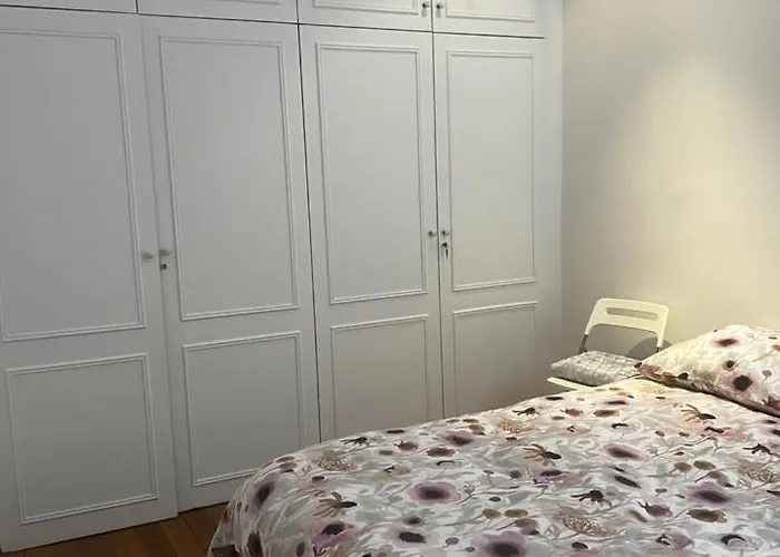 Eiffel Tower Oasis 30m From Eiffel Tower Alloggio in famiglia *